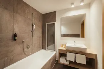 Alex Moling Hotel Boe 34