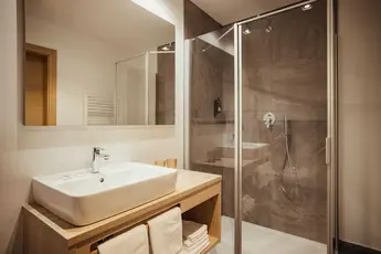 Alex Moling Hotel Boe 27